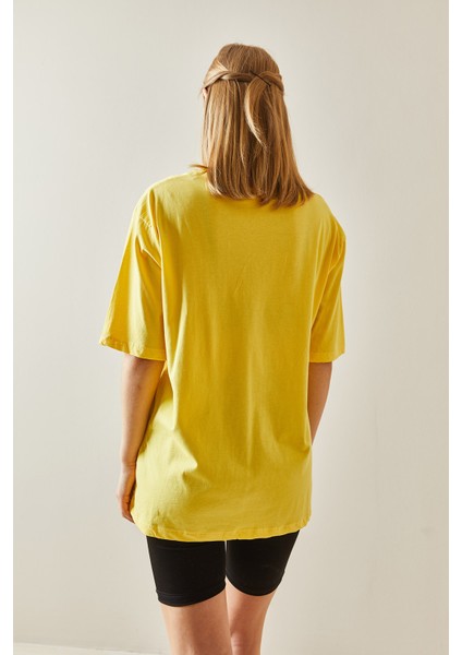 Sarı Bisiklet Yaka Basic Oversize T-Shirt 4KXK1-47895-10 indirimleri