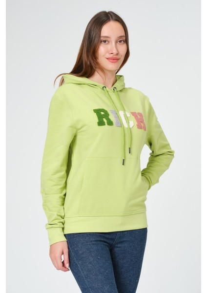 Kadın Kapüşonlu Süzüne Baskılı Sweatshirt
