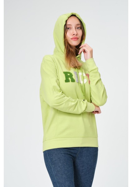 Kadın Kapüşonlu Süzüne Baskılı Sweatshirt