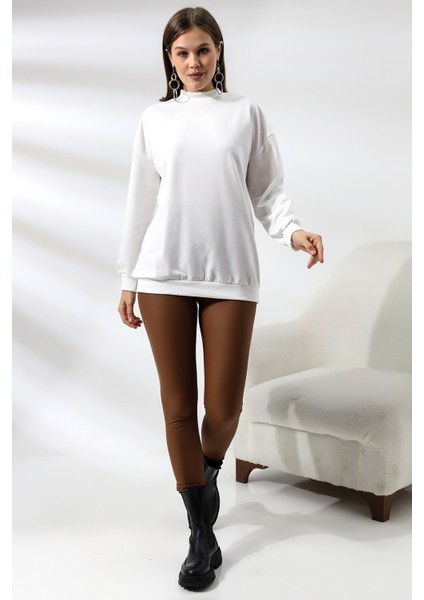 Yarım Balıkçı Yaka Uzun Sweatshirt 19556 Ekru