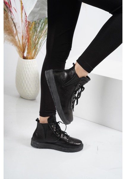 Deri Siyah Saten Kadın Spor Bot 202110230 modelleri