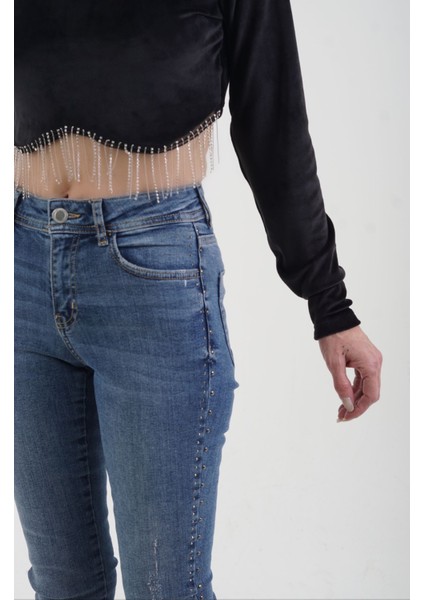 Fransız Kadife Eteği Zincirli Crop Bluz