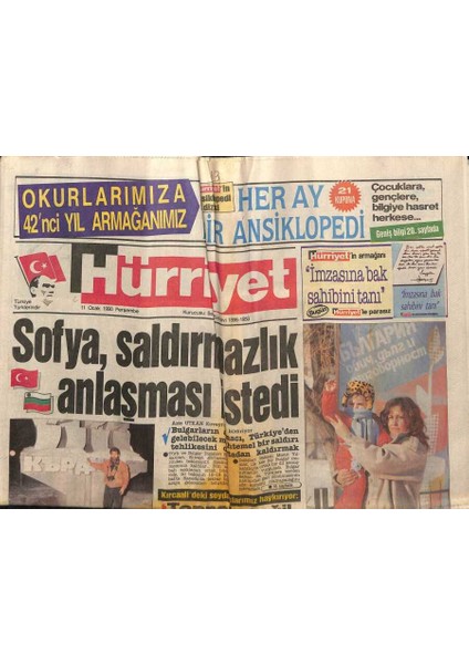 Hürriyet Gazetesi 11 Ocak 1990 - Sofya , Saldırmazlık Anlaşması Istedi GZ88262