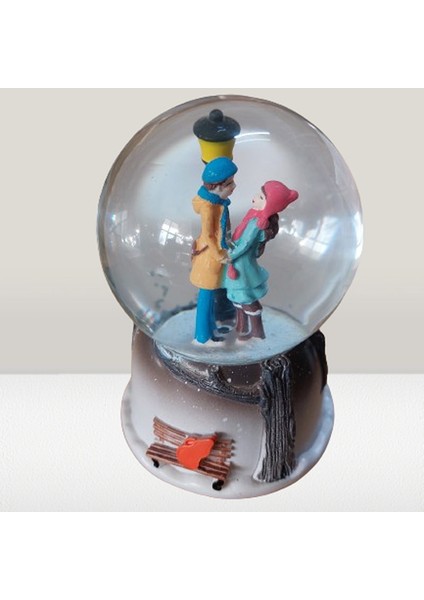 Sevgiliye Romantik Işıklı ve Müzikli Kar Küresi Küçük Boy indirimleri