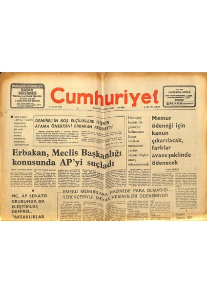 Cumhuriyet Gazetesi - 26 Ekim 1977 - Necmettin Erbakan Apyi Suçladı GZ99397