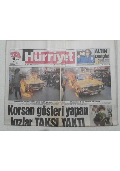 Hürriyet Gazetesi - 20 Ocak 1990 - Altın Sanatçılar,yılların Eskitemediği Zeki Müren GZ111632