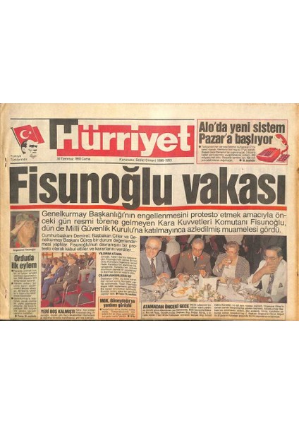 Hürriyet Gazetesi 30 Temmuz 1993 - Türkân Şorayın Veliahtı , Kızı - Ibrahim Tatlısese Efes Yasak GZ126290