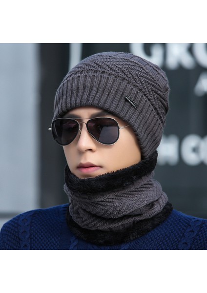 Şapka Erkek Kış Yünlü Şapka Rüzgar Geçirmez ve Soğuk Kore Tarzı Moda Örme Kazak Şapka Artı Sıcak Kış Şapkası Tutmak Için Kadife Gençlik Pamuklu Şapka Üçgen Işareti Siyah Şapka + Eş (Yurt Dışından) modelleri