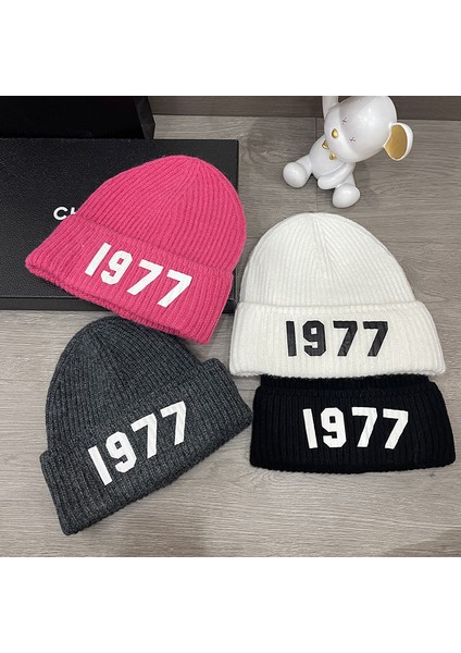 Sonbahar ve Kış Sıcak Örme Şapka Erkek Rüzgar Geçirmez ve Soğuğa Dayanıklı Kazak Şapka Artı Kadife Soğuk Şapka Yün Şapka Saf Pamuklu Şapka Beyaz Bir Boyut (Yurt Dışından) fiyatları