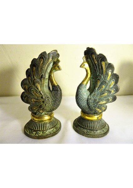 Bronz Tavus Kuşu Figürlü Çift Heykel Vazo. Imzalı. Y:18CM. Taban Çapı. 9cm.