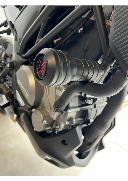 Cf Moto 150 Nk / 250 Nk 2016-2023 Uyumlu Motor Koruma Takozu Siyah