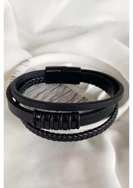 Siyah Renk Metal Detaylı Deri Bileklik,hediyelik Bileklik
