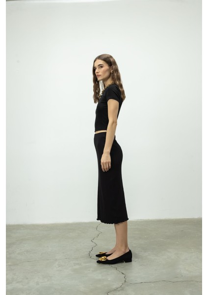 Kadın Siyah Ucu Fırfırlı Kaşkorse Etek Esnek ve Hafif Kumaş 95% Pamuk 5% Elasthane fırsatları