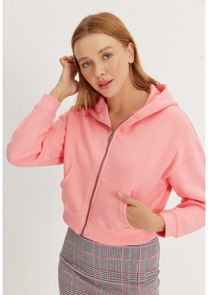 Kadın Pembe Kapüşonlu Şardonlu Crop Sweatshirt