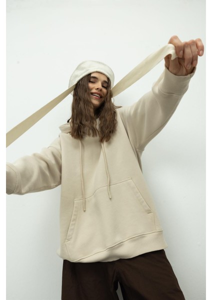Oversize Kapüşonlu Sweatshirt indirimleri
