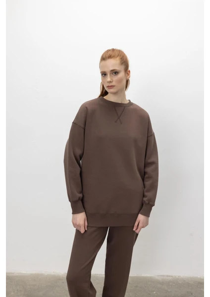 Kadın V Detaylı Sweatshirt