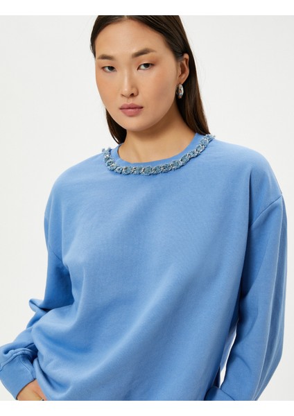 Bisiklet Yaka Sweatshirt Metal Aksesuarlı Regular Fit