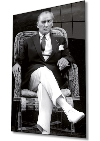 Atatürk Portresi Cam Tablo Ev ve Ofis Duvar Dekoru