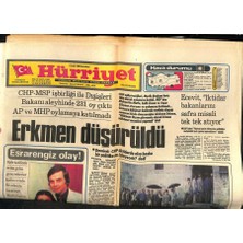 Hürriyet Gazetesi 6 Eylül 1980 - Ecevit ,  Iktidar Bakanlarını Safra Misali Tek Tek Atıyor  Gz117473