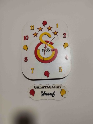 Mrc Hediye Sepeti Isim Yazılı Galatasaray Temalı Duvar Saati