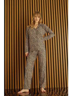 Pijamoni Ekose Baskılı Süet Önü Düğmeli Uzun Kollu Kadın Pijama Takımı 5660 -Leopar