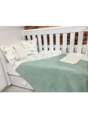 Buse Baby Home Yeşil , Çocuk Çok Amaçlı Poplin ,pikeli ve Ponponlu Nevresim Takımı 6'lı Set
