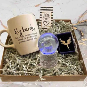 Hediye Seti Doğum Günü Hediyesi Özel Gün Kutlama Hediye Kutusu