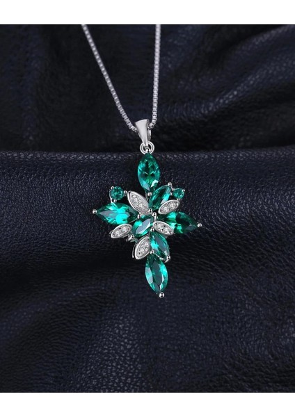 Zümrüt Taşlı Marquise Zarafet Kadın Gümüş Kolye fiyatları
