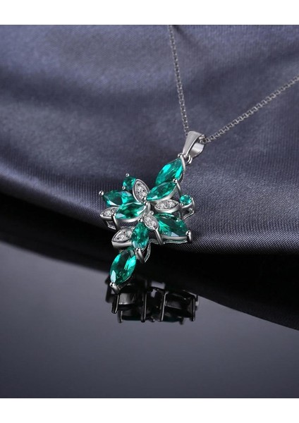 Zümrüt Taşlı Marquise Zarafet Kadın Gümüş Kolye fırsatları