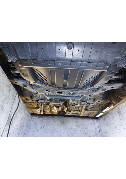 Chery Tiggo 8 Pro ve 8 Pro Max Uyumlu Karter Muhafaza