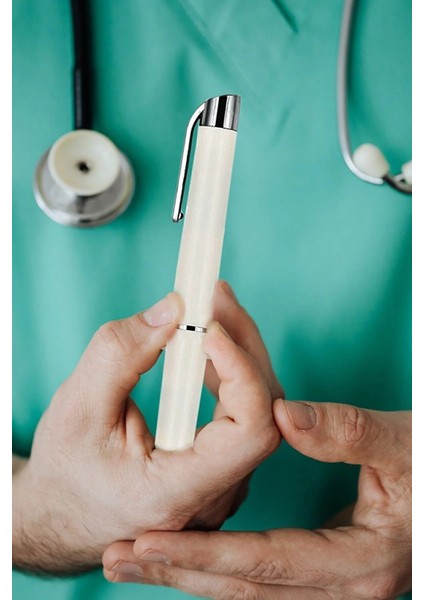 Doktor Muayene Işık Kalemi - Göz Feneri Cep Tipi Muayene Işığı LED - Penlight - 2 Adet fırsatları