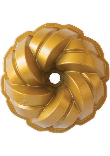 Nordicware 75. Yıl Özel Örgü Bundt Kek Kalıbı modelleri