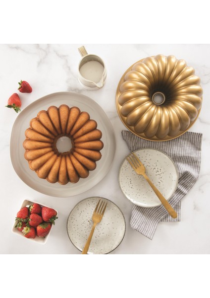 Nordicware Elegant Parti Bundt Kek Kalıbı indirimleri