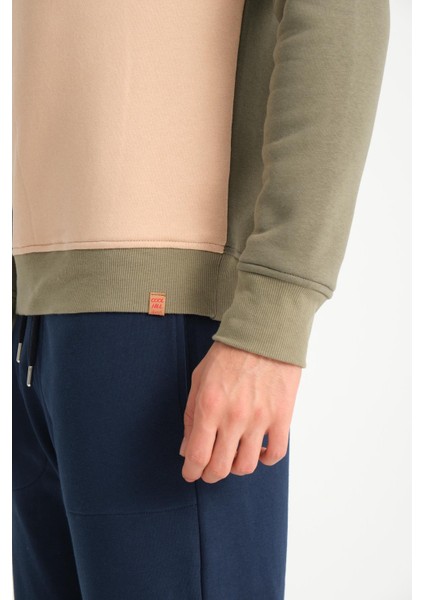 Yeşil Dik Yaka Yarım Fermuarlı Erkek Sweatshirt