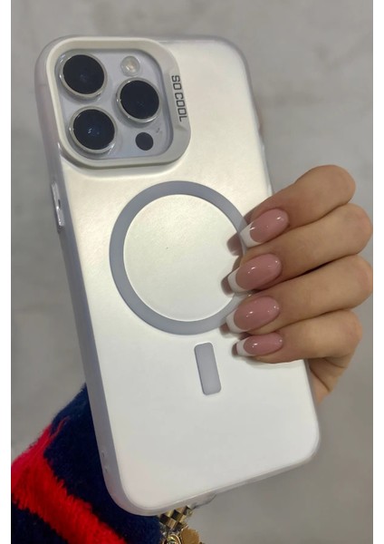 iPhone 15 Pro Uyumlu Magsafe Özellikli Kamera Çerçeve Çıkıntılı Hologram Kılıf