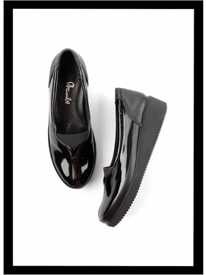 Bambi Siyah Kırışık Rugan Leather Kadın Casual Ayakkabı K01586060108