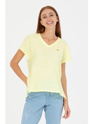 U.S. Polo Assn. Kadın Açık Sarı V Yaka Tişört 50263951-VR004