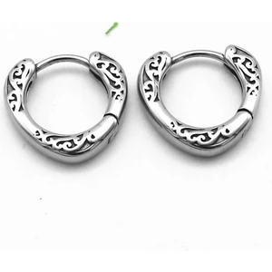 Butik Desenli Halka Damla Model Butik Işlemeli Ince Geçirmeli 316L Çelik Erkek Küpe