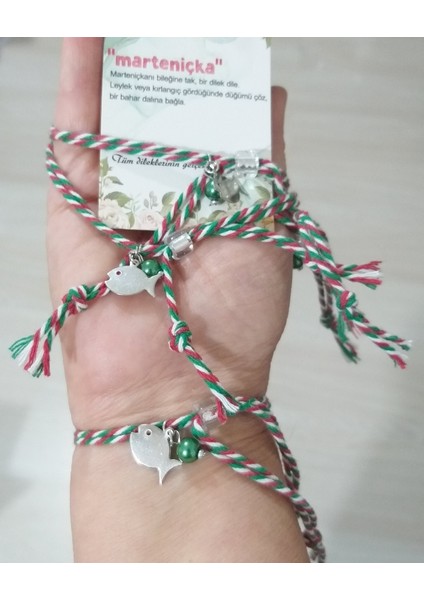 Beş Adet Gümüş Rengi Çek Boncuklu Balık ve Renkli Inci Boncuklu Marteniçka Bileklik modelleri