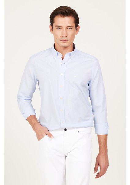 Erkek A.Mavi-Beyaz Slim Fit Dar Kesim Düğmeli Yaka Pamuklu Çizgili Gömlek