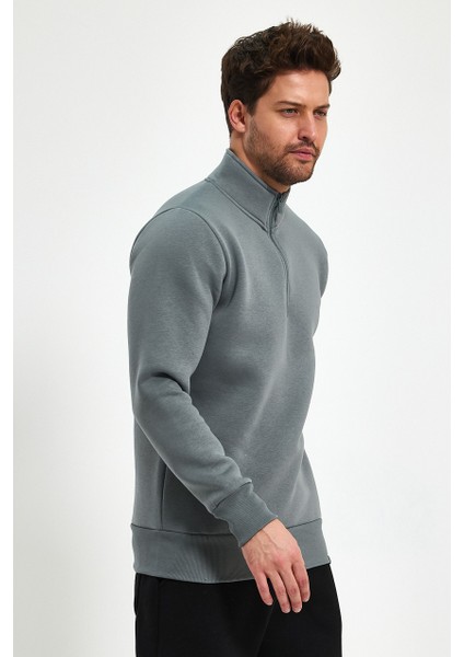 Yüksek Yaka Yarım Fermuarlı Basic Sweatshirt