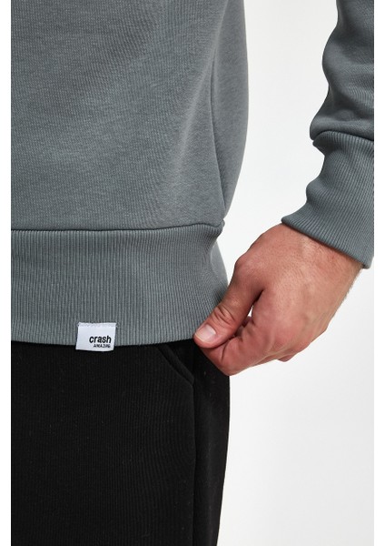 Yüksek Yaka Yarım Fermuarlı Basic Sweatshirt