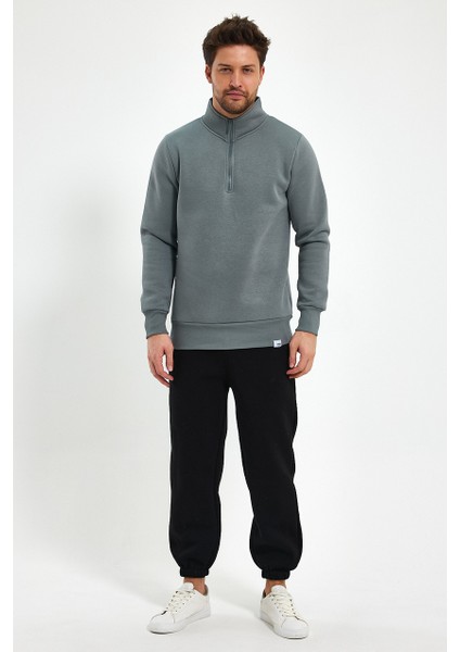 Yüksek Yaka Yarım Fermuarlı Basic Sweatshirt