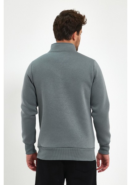 Yüksek Yaka Yarım Fermuarlı Basic Sweatshirt