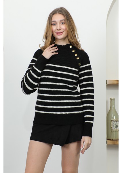 Kadın Yarım Balıkçı Yaka Omzu Düğme Detaylı Triko Kazak fiyatları