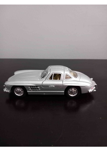 1/36 Ölçek 1954 Mercedes 300 Sl Metal Model