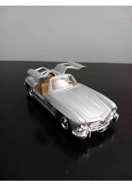 1/36 Ölçek 1954 Mercedes 300 Sl Metal Model