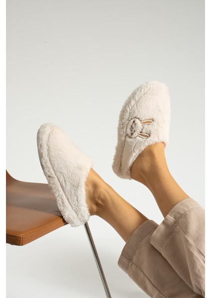 Kadın Peluş Tüylü Ev Terliği Sessiz Taban Terlik TS1159 modelleri