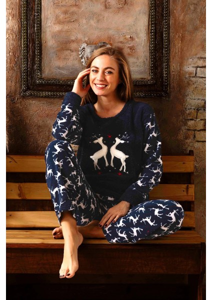 Büyük Kadın Polar Peluş Pijama Takımı fırsatları