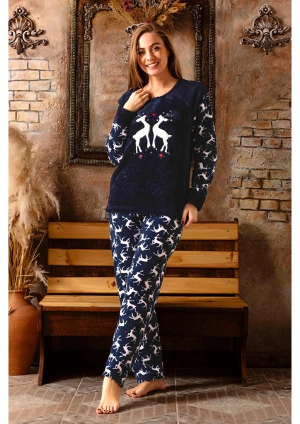 Büyük Kadın Polar Peluş Pijama Takımı indirimleri
